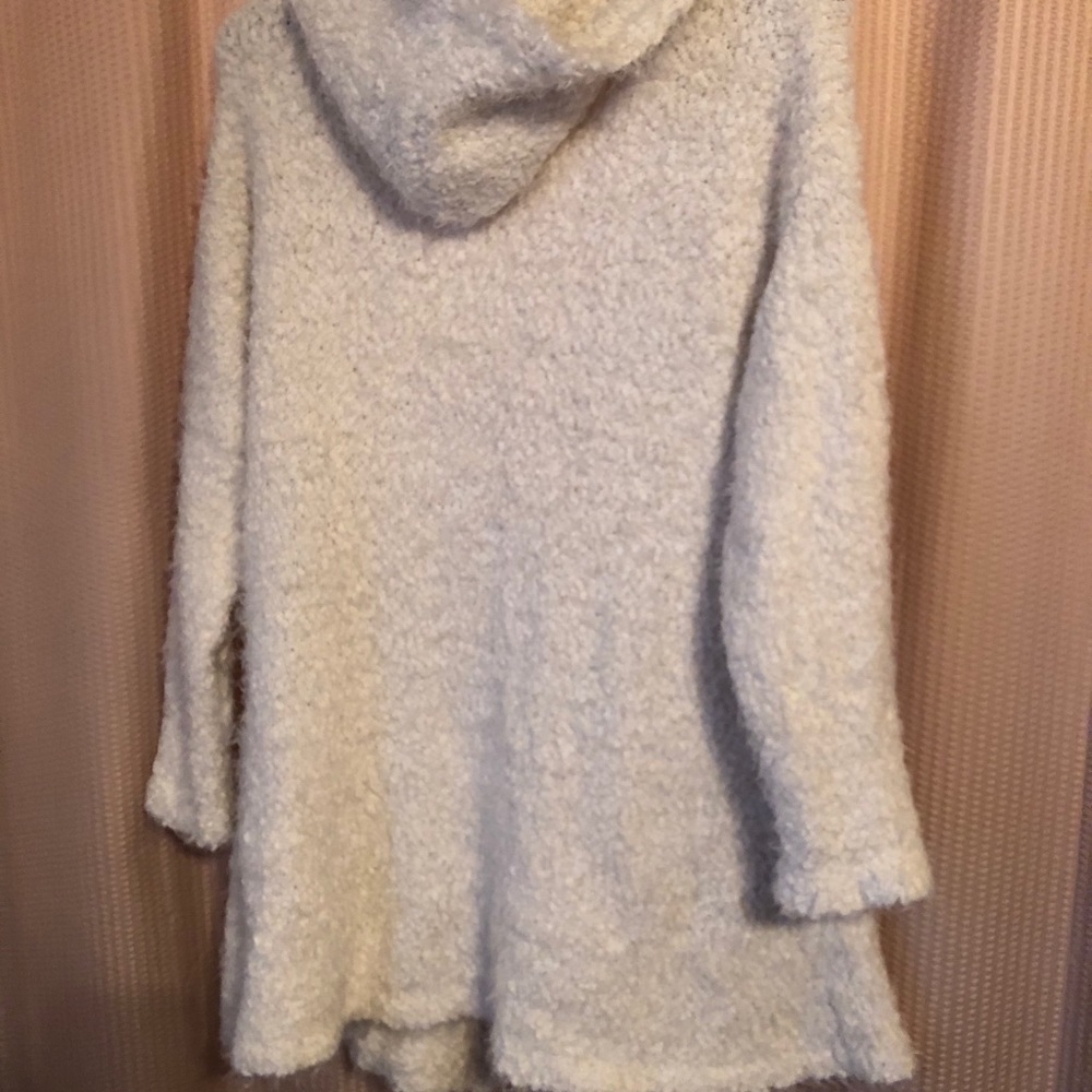 Cozy Cardi! - Picture 2 of 2